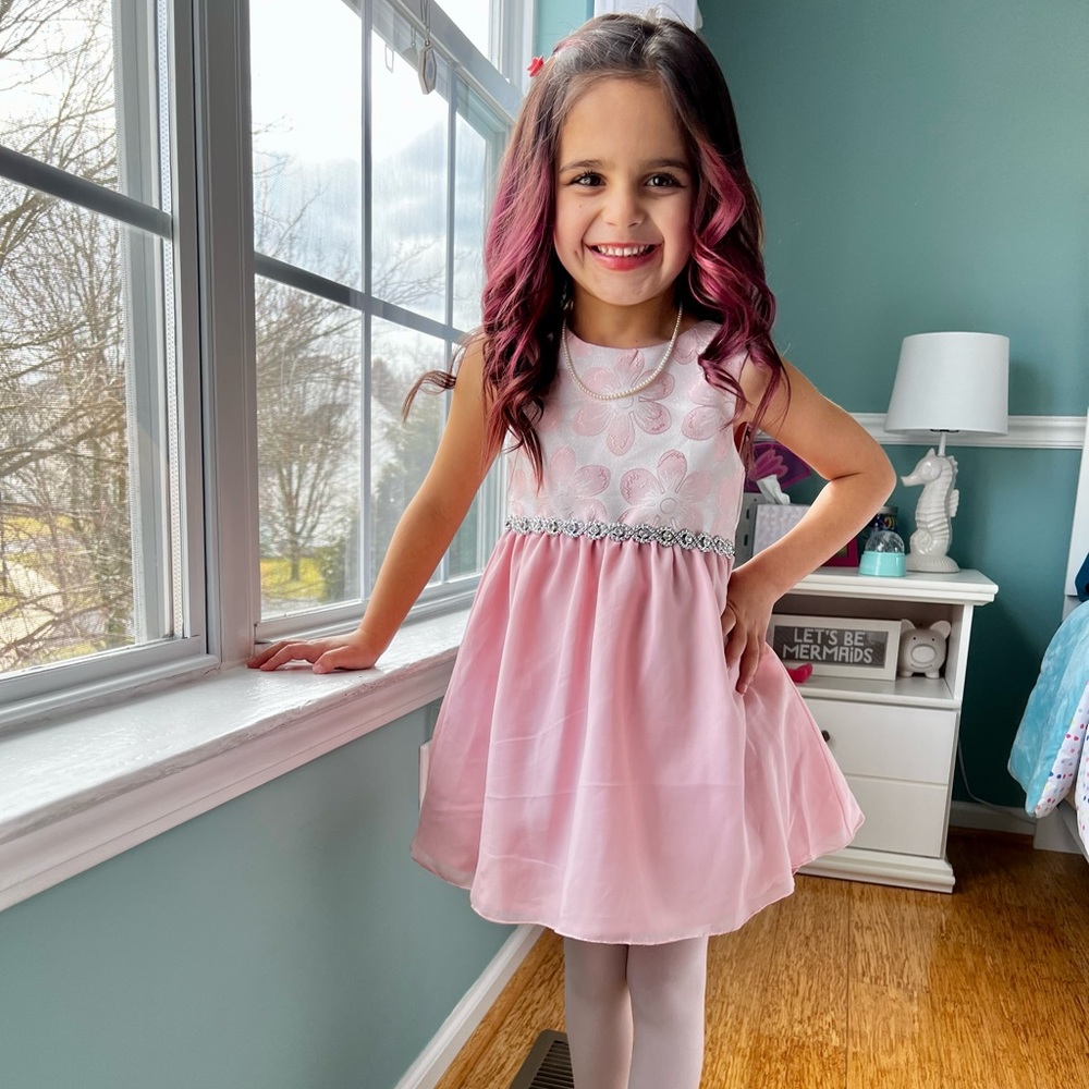 Girls pink dress